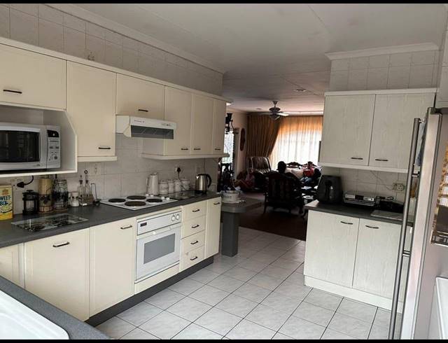 3 BEDROOM PROPERTY TO RENT IN THREE RIVERS